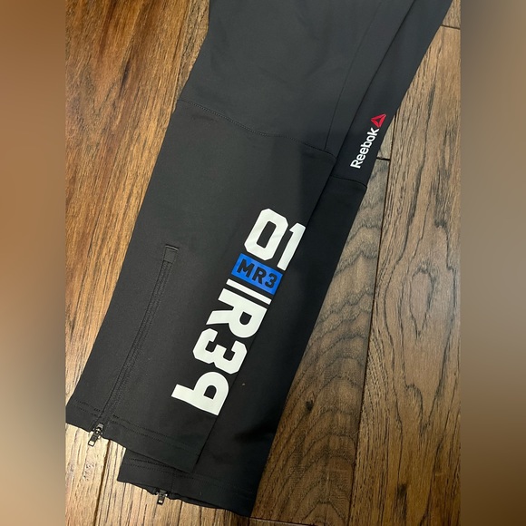 Reebok speedwick knit trackster - new no tags size medium - Picture 2 of 6